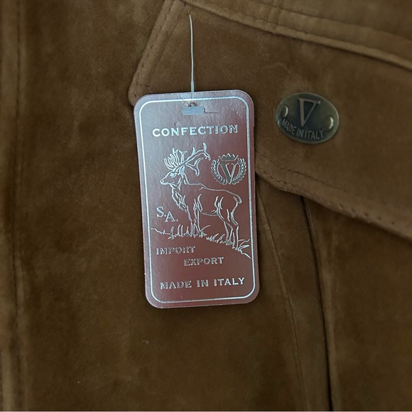 NWT tan suede bomber jacket - Picture 3 of 4